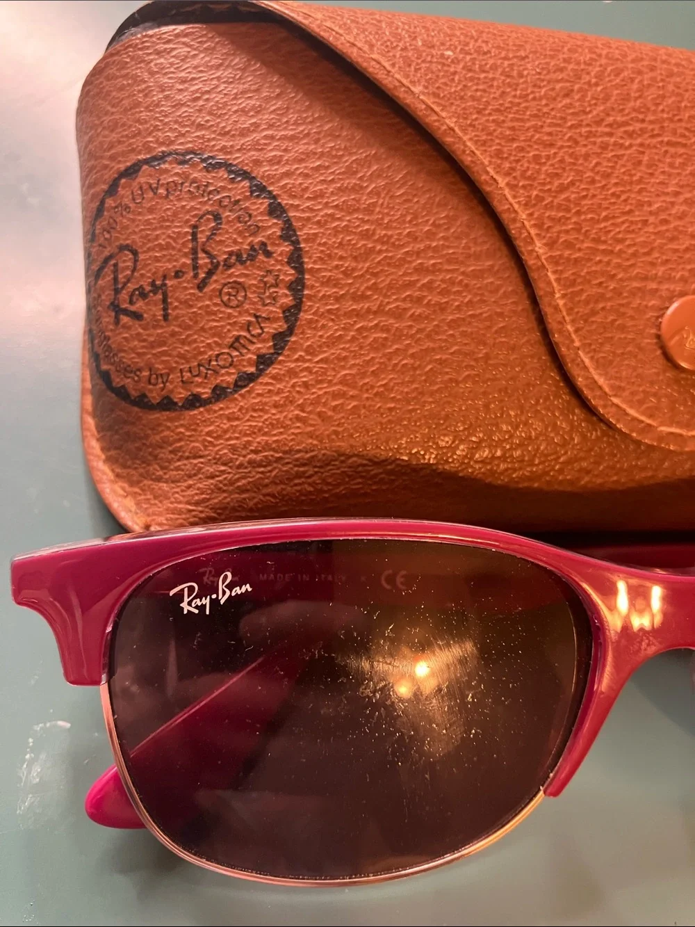 Magenta Pink Ray-ban sunglasses with classic case scratched need new lenses